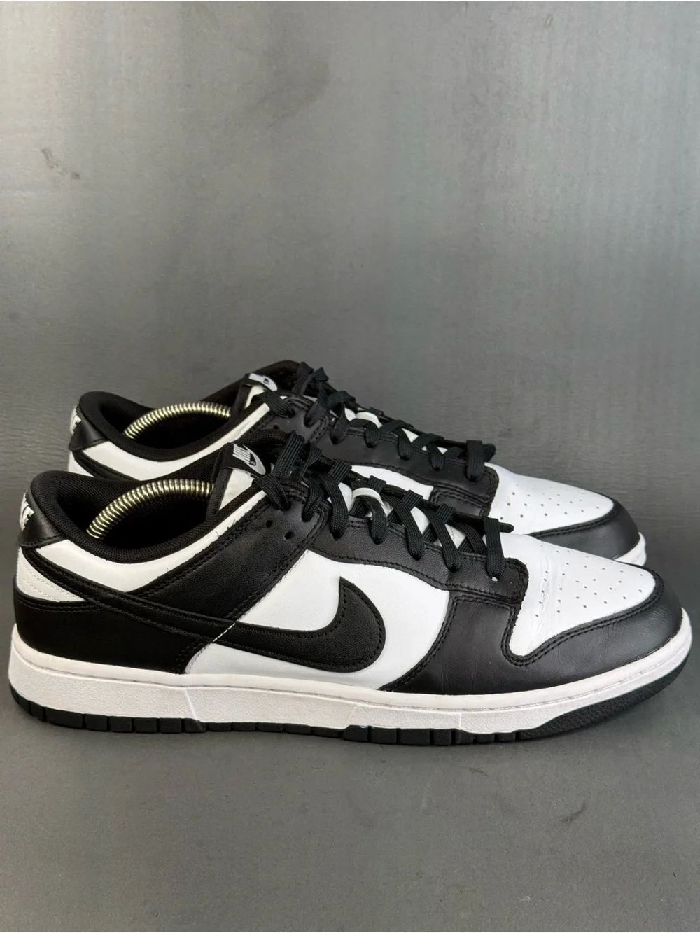Nike Dunk Low Retro "Panda" sneaker shoes men’s size 12